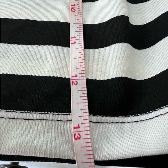 Mossimo Tankini Top - Black and White strips - Maternity - XL - Picture 6 of 8